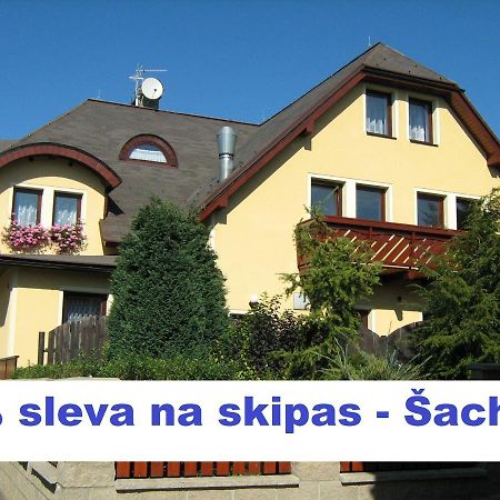 Penzion Albina - Restaurace Vysoké nad Jizerou Εξωτερικό φωτογραφία