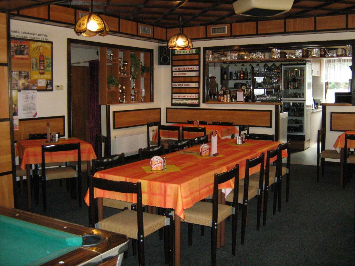 Penzion Albina - Restaurace Vysoké nad Jizerou Εξωτερικό φωτογραφία