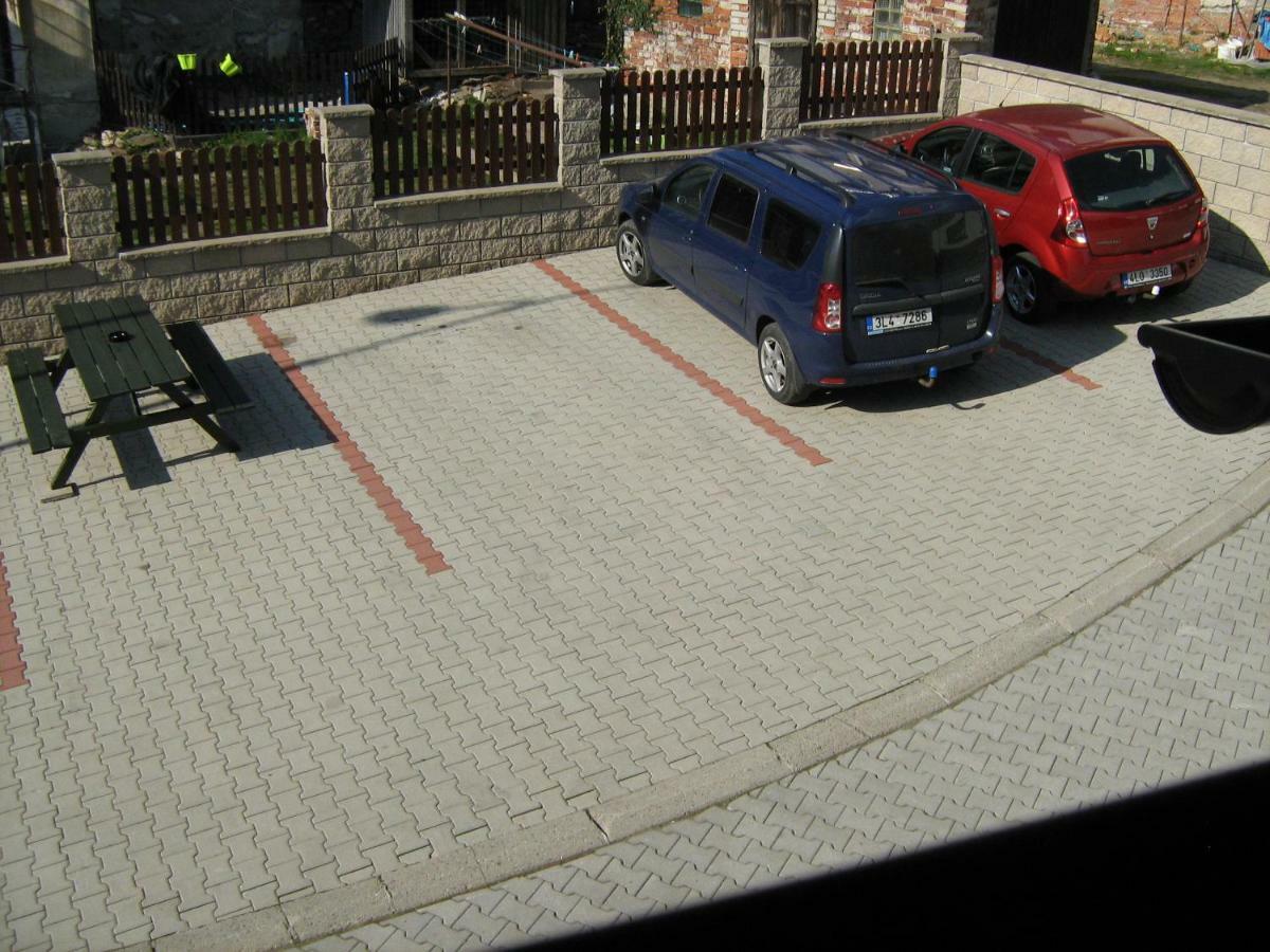 Penzion Albina - Restaurace Vysoké nad Jizerou Εξωτερικό φωτογραφία